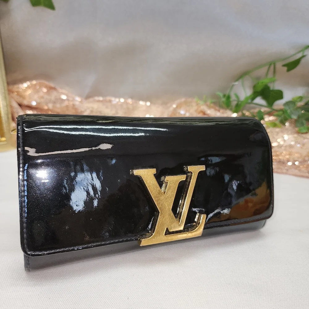 Authentic Louis Vuitton Louise Patent Leather Wallet With Dust Bag AND COA